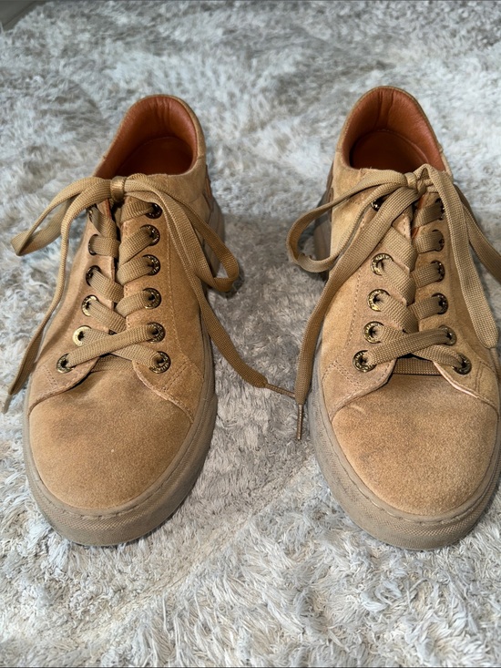 Valentino Shoes - Women’s tan Valentino shoes, 9.5, pre-owned